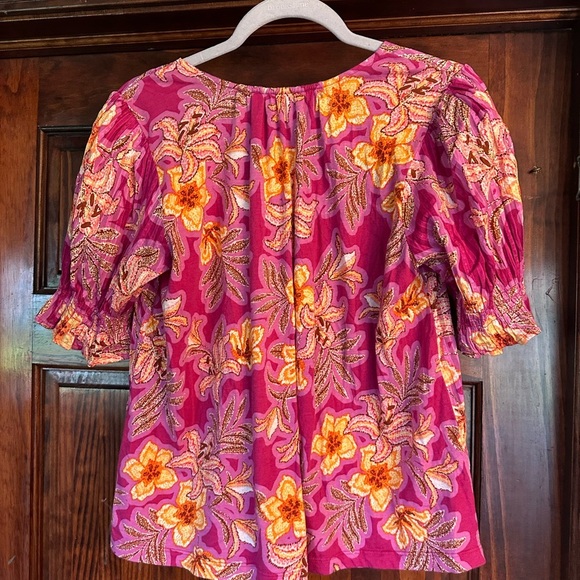 LOFT Pink Floral Women's Top Size Small - Picture 3 of 4
